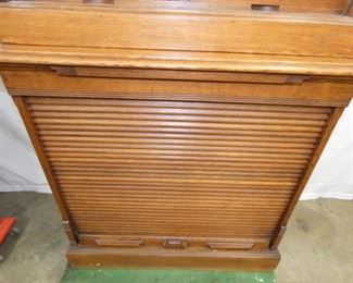 VIEW 6 CLOSEUP OAK FILE BASE W/ ROLL