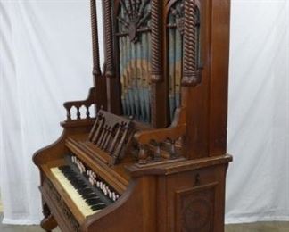 VIEW 7 SIDE VIEW OAK ORGAN