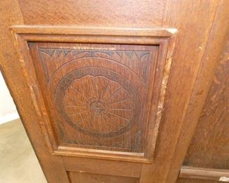 VIEW 12 CLOSEUP SIDE OAK ORGAN