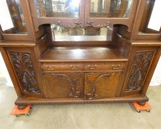 VIEW 4 CARVED FRONT OAK HORNER