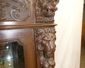 VIEW 7 CLOSEUP RIGHTSIDE CARVED CHINA