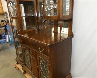 VIEW 4 ORNATE OAK SIDEBOARD/CHINA