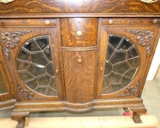 VIEW 11 CLOSEUP ORNATE CHINA/SIDEBOARD