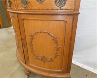 VIEW 8 CLOSEUP BASE OAK CORNER CHINA