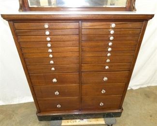 VIEW 3 MAH. CABINET 39X63