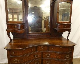 VIEW 2 CLOSEUP SERPENTINE FRONT