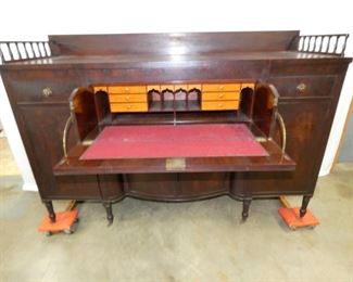 VIEW 4 W/ BUTLER DESK