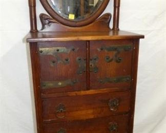 OAK LINEN CHEST W/ MIRROR