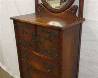 VIEW 6 RIGHTSIDE OAK LINEN CHEST