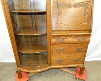 VIEW 3 SIDE CHINA W/ DESK