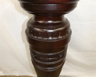 VIEW 2 CLOSEUP W/ SWIVEL TOP