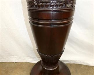 VIEW 3 LG EASTLAKE PEDESTAL