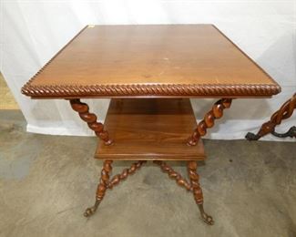 VIEW 3 CLEAN TOP MAH. TABLE