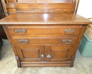 VIEW 10 CLOSEUP BASE WASHSTAND