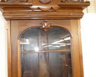 VIEW 3 TOP VICTORIAN BOOKCASE