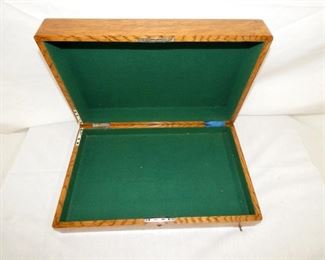 VIEW 3 INSIDE VIEW DOCUMENT BOX