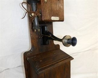 VIEW 2 CLOSEUP WALL PHONE