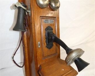 VIEW 2 CLOSEUP WALL PHONE