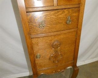 VIEW 3 CLOSEUP 2 OVER 2