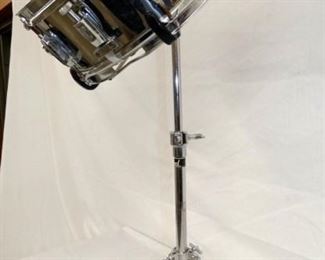 VIEW 4 PEARL DRUM W/ STAND