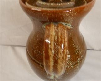 VIEW 2 CLOSEUP W/ LID