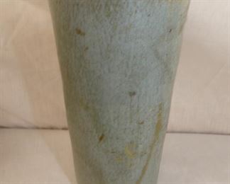 8IN AR COLE VASE