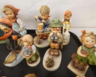 VIEW 2 CLOSEUP HUMMELS