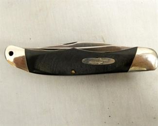 VIEW 2 CLOSEUP BUCK POCKET KNIFE