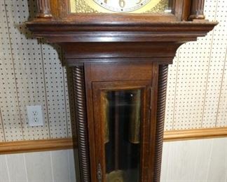 VIEW 3 W/ 1/4 SAWN OAK CASE