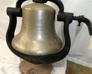 VIEW 7 LOCOMOTIVE BELL