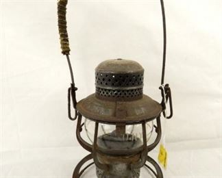 SOUTHERN ETCHED GLOBE LANTERN