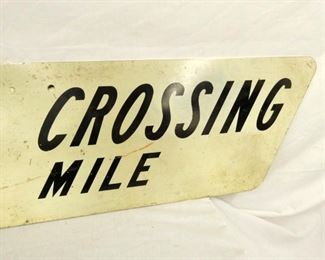 VIEW 3 RR CROSSING 1 MILE SIGN