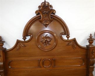 VIEW 2 W/ CARVINGS, LG RAILS