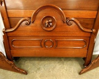 VIEW 4 WALNUT FOOTBOARD