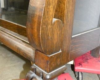 VIEW 5 OAK CHINA CLAW FEET