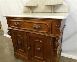 VIEW 2 CLOSEUP W/ MARBLE TOP