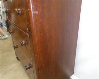 VIEW 3 RIGHTSIDE CHEST