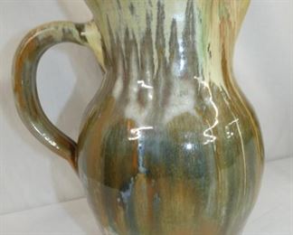 10IN SIGNED SEAGROVE POTTERY PITCHER