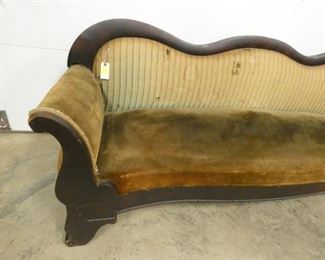 VIEW 3 CLOSEUP LEFTSIDE