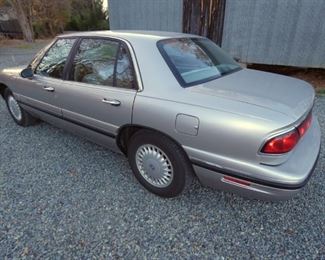 VIEW 3 DRIVER SIDE VIEW NEW TIRES