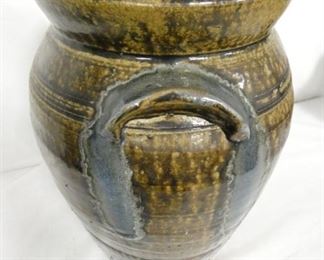 VIEW 4 CLOSEUP HANDLE W/ BLUE RETEAL