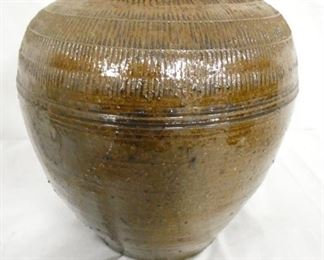 1 1/2G. ALABAMA POTTERY JAR