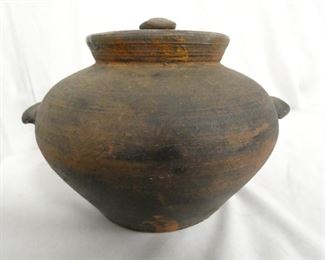 EARLY POTTERY JAR W/ LID