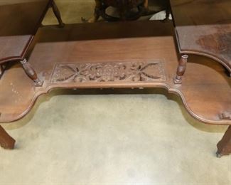 VIEW 3 CLOSEUP BASE EARLY TABLE