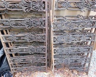 VIEW 3 7PC. IRON RAILING