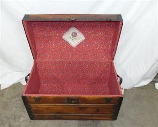 VIEW 2 CLOSEUP CLEAN INSIDE