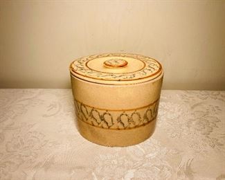 Spongeware butter dish