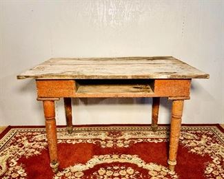 Pumpkin table with scrub top