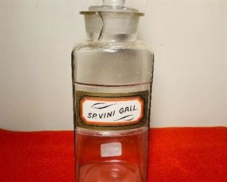 Apothecary bottle 