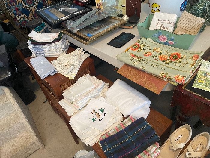 Amazing linens and scarfs